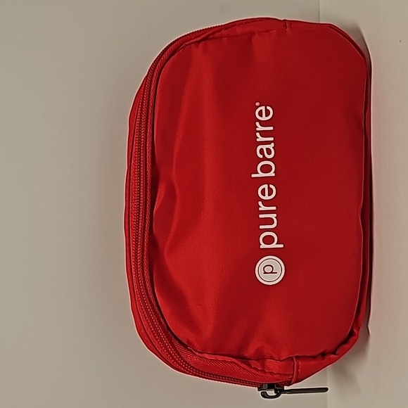 AeroLoft Pure Barre Anywhere Belt Bag Red Adjustable Waist Shoulder Zipper Pouch - Picture 1 of 8